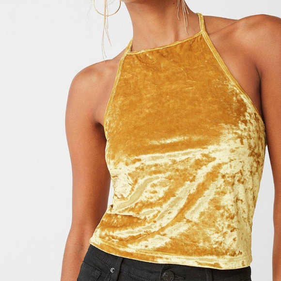 Urban Outfitters Tops - 🌿URBAN OUTFITTERS TOP🌿